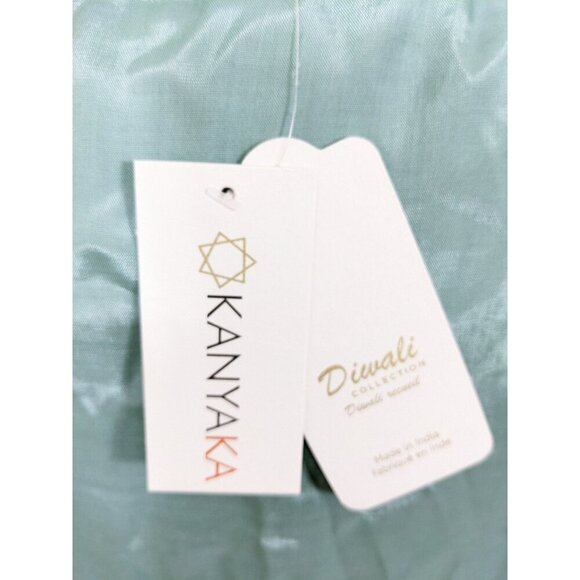 Kanyaka Womens NEW Diwali Dress Size Medium Sage Green Embroidered Pink Flowers - Picture 6 of 7